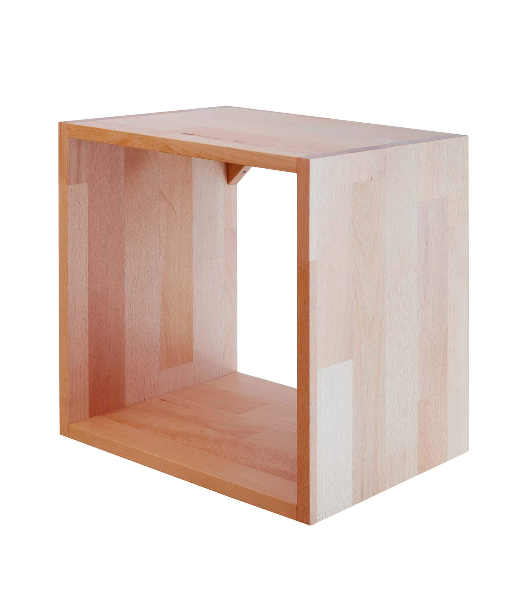 Der buchenblau Regalwürfel Massivholz 36 x 36 cm ist ein minimalistisches würfelförmiges Regal, das sich ideal zur Aufbewahrung oder Präsentation eignet. Es zeichnet sich durch eine helle Holzoberfläche, ein offenes Design auf allen Seiten, klare Linien und eine Betonung der natürlichen Holzmaserung aus.